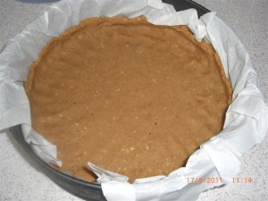 bogurtlen-soslu-cheesecake-tarifi-2