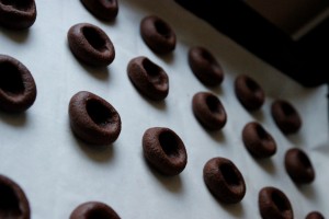 cikolata_dolgulu_kurabiye_thumbprint_cookie_2
