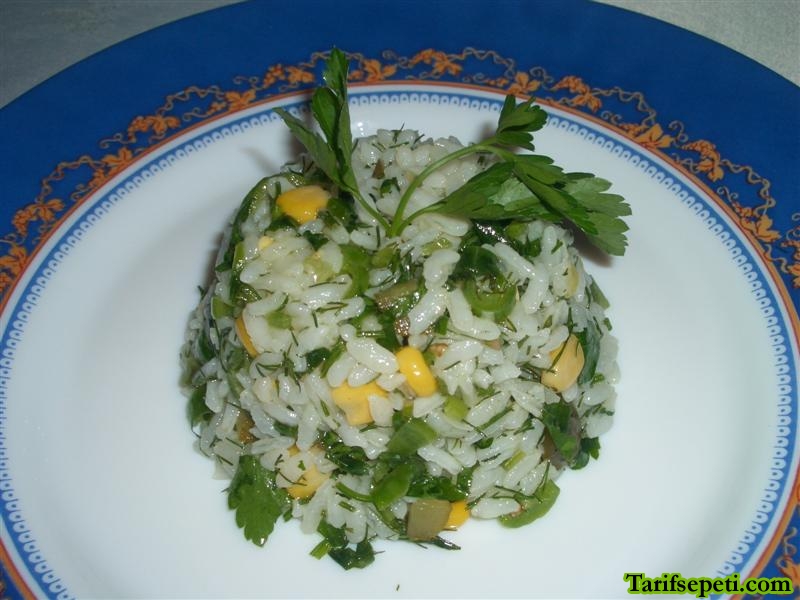 pirinc-salatasi