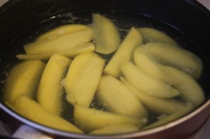 elma-dilim-patates-tarifi-2