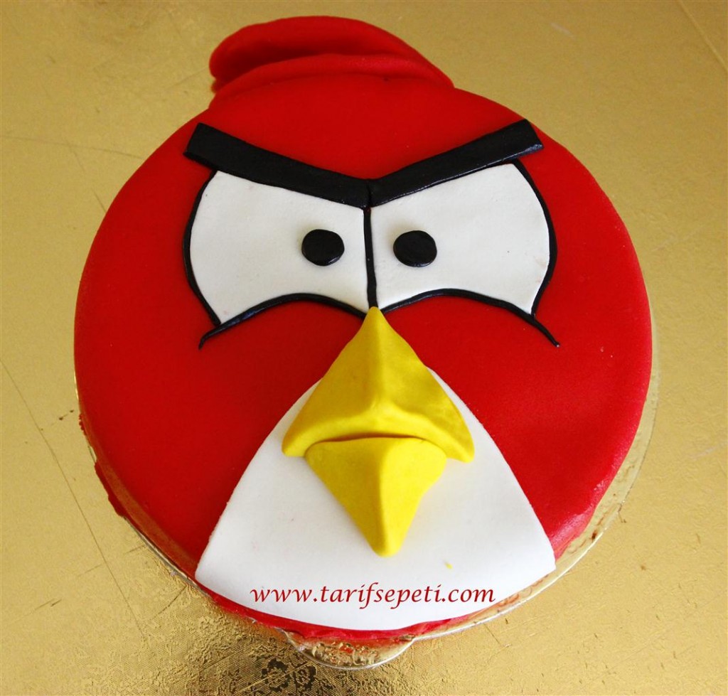 angry-birds-pasta-tarifi-seker-hamuruyla-1