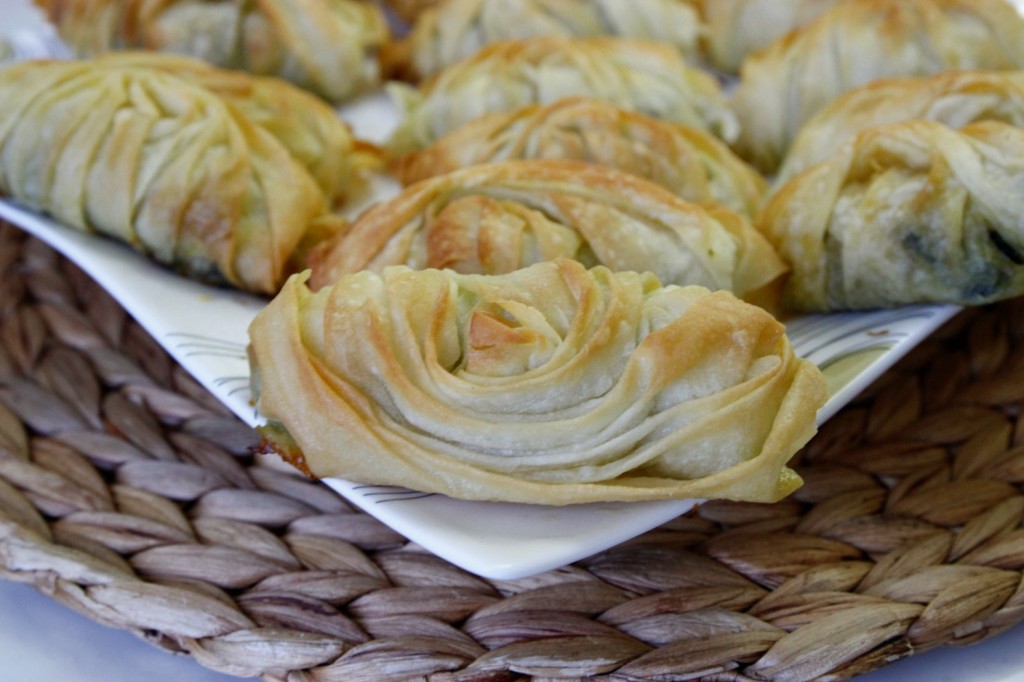 ispanakli-borek-degaje-midye-borek-tarifi-2